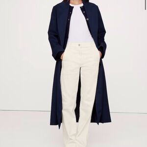 Banana Republic weekender straight fit  Ecru Pants